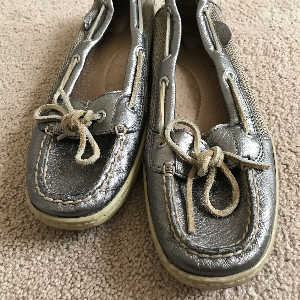 Sperrys size 9